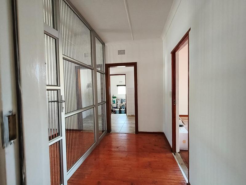 To Let Commercial Property for Rent in Mthata Eastern Cape